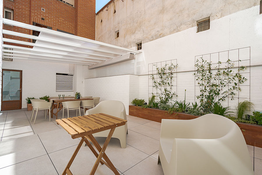 Patio detail in the 4-bedroom flat in Cuatro Caminos, Madrid.