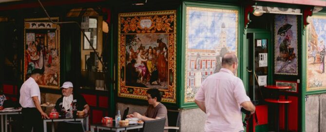 Terraces in Madrid where you can enjoy a good meal